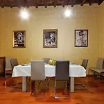 Luxor Domus Trastevere